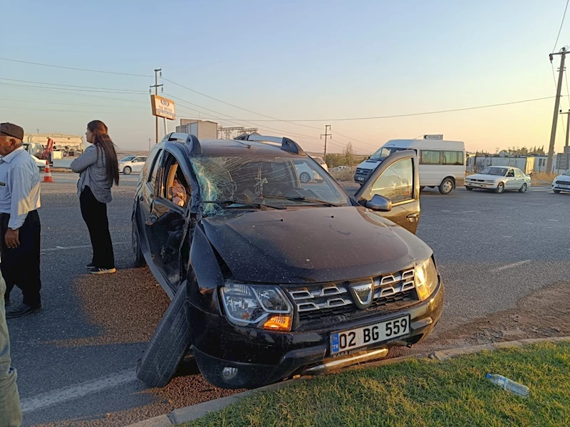 Tır ile otomobil çarpıştı: 1 yaralı  - Videolu Haber