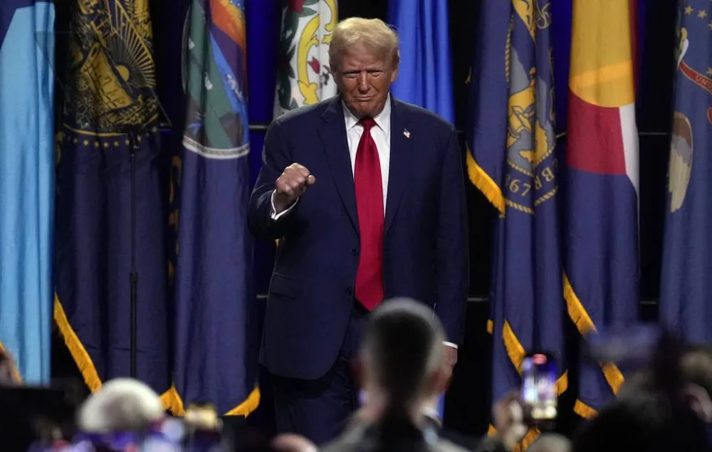 Trump, seçim müdahalesi davasında yeni bir ABD iddianamesiyle karşı karşıya