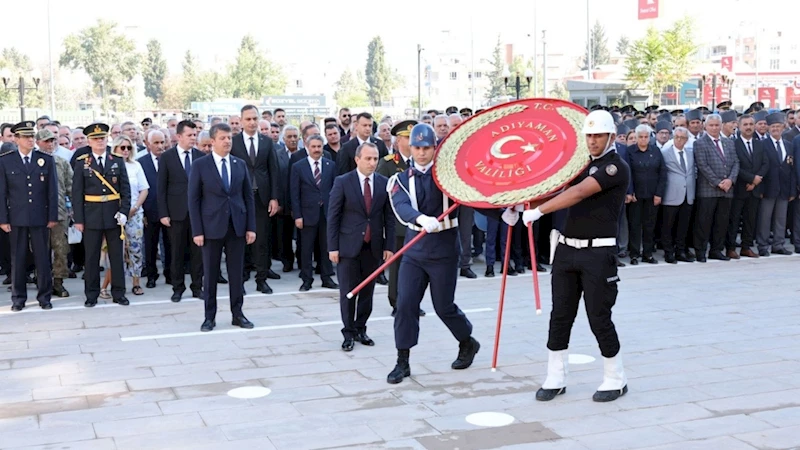 Zaferin 102. yıl dönümünde minnet ve şükran 