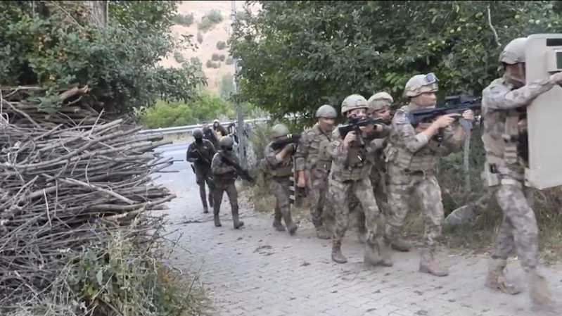 Eş zamanlı DEAŞ operasyonu: GÜRZ-10’da 119 kişi yakalandı  - Videolu Haber