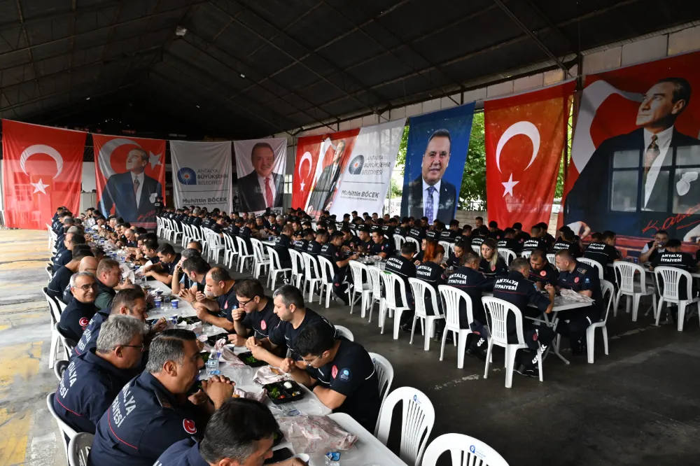 Başkan Böcek İtfaiyeciler Haftası’nı kutladı