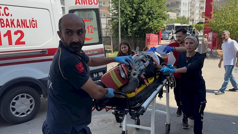 Kahta’da direksiyon başında kalp krizi geçiren sürücü hayatını kaybetti  - Videolu Haber