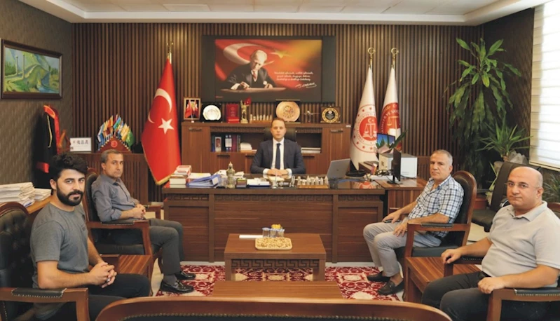 Gazeteciler, başsavcı ile bir araya geldi 