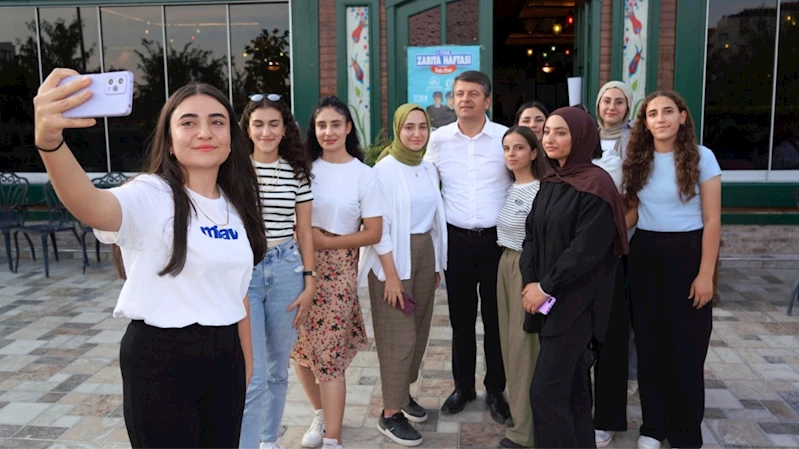 Tutdere’den üniversiteli gençlere destek: 