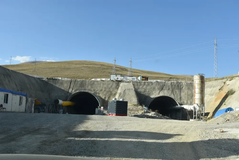 Erzurum yerel basınında “Bitmeyen Kırık Tüneli” eleştirisi