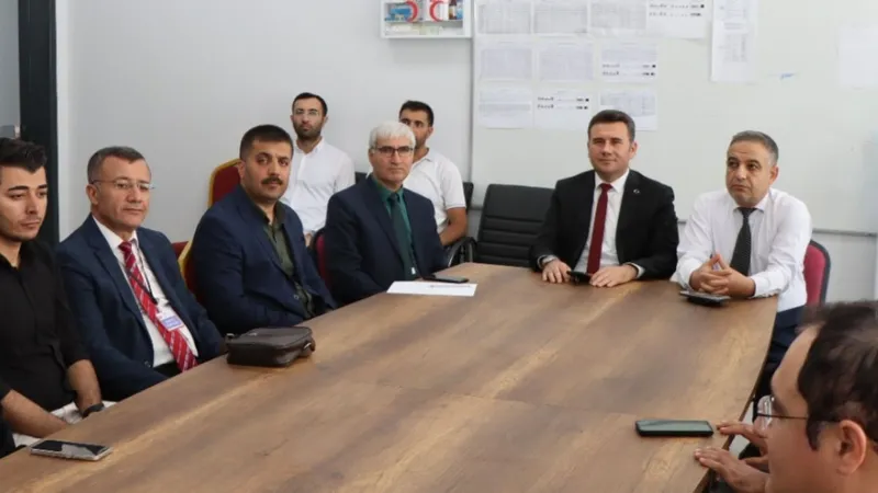 Kahta’da bilgiye açılan yeni kapı: Hacı Mahmut Erdem Kütüphanesi açıldı 