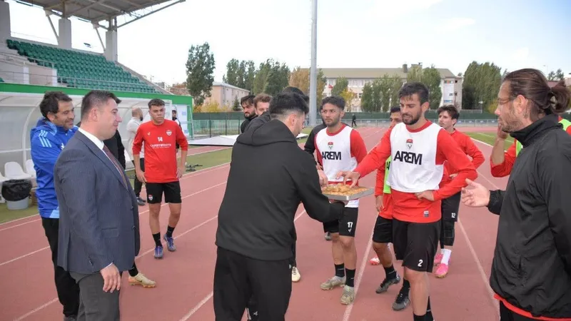 Kars Milletvekili Adem Çalkın