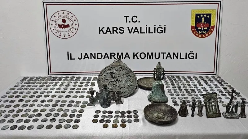 Kars’ta tarihi eser operasyonu: 5 şüpheli tutuklandı