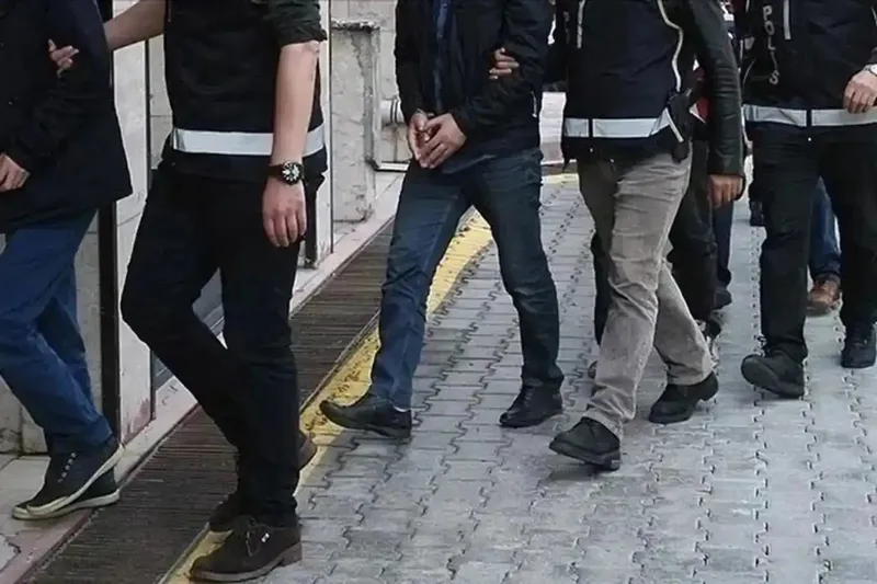 Adana merkezli 10 ilde 