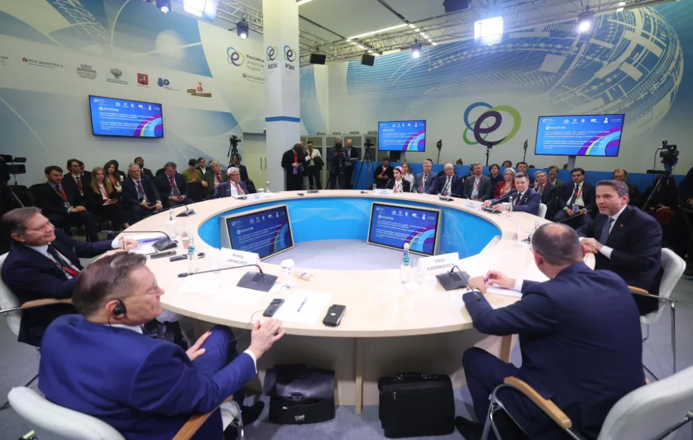  Bakan Bayraktar: “Nükleer Enerjiyi İnsanlığın Ortak Köprüsü Yapacağız”