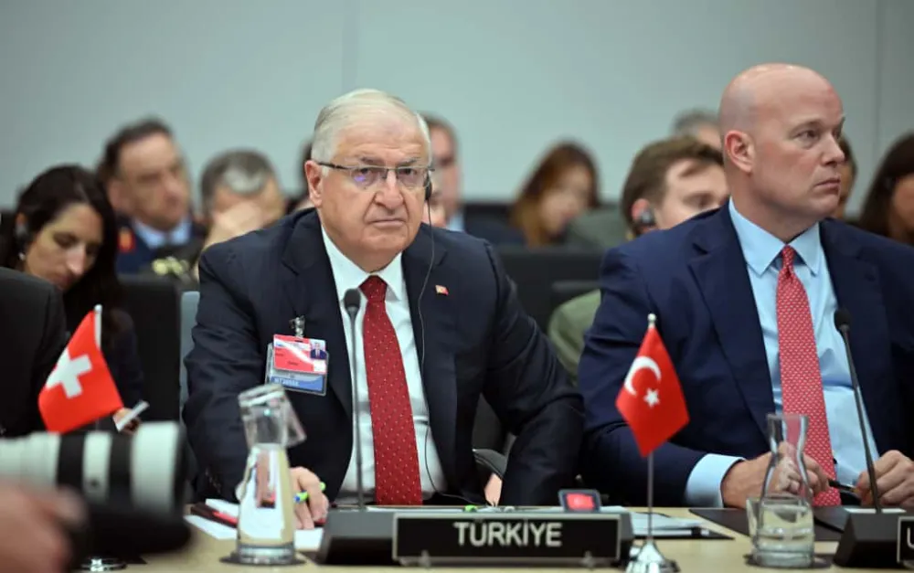 Bakan Yaşar Güler Brüksel’de NATO Genel Sekreteri Rutte ile Güvenlik Gündemini Masaya Yatırdı