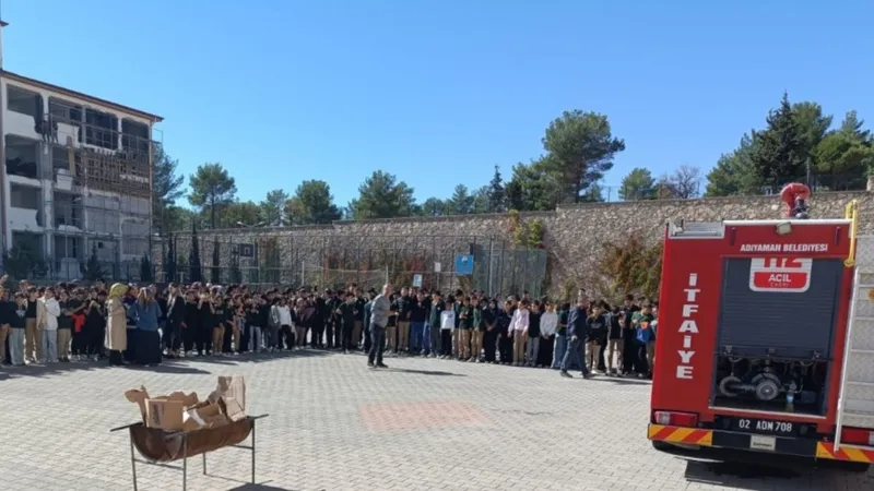 Adıyaman’da okullarda yangın tatbikatları sürüyor 