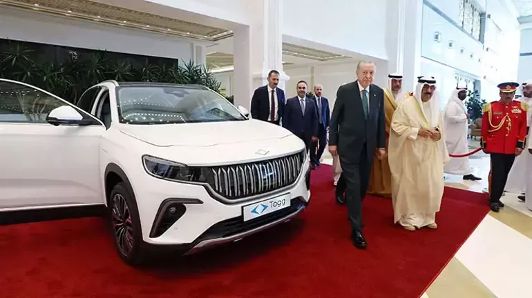 Cumhurbaşkanı Erdoğan’dan Körfez Turu: Kuveyt’te Togg Hediye Etti, Katar’da Yoğun Diplomasi