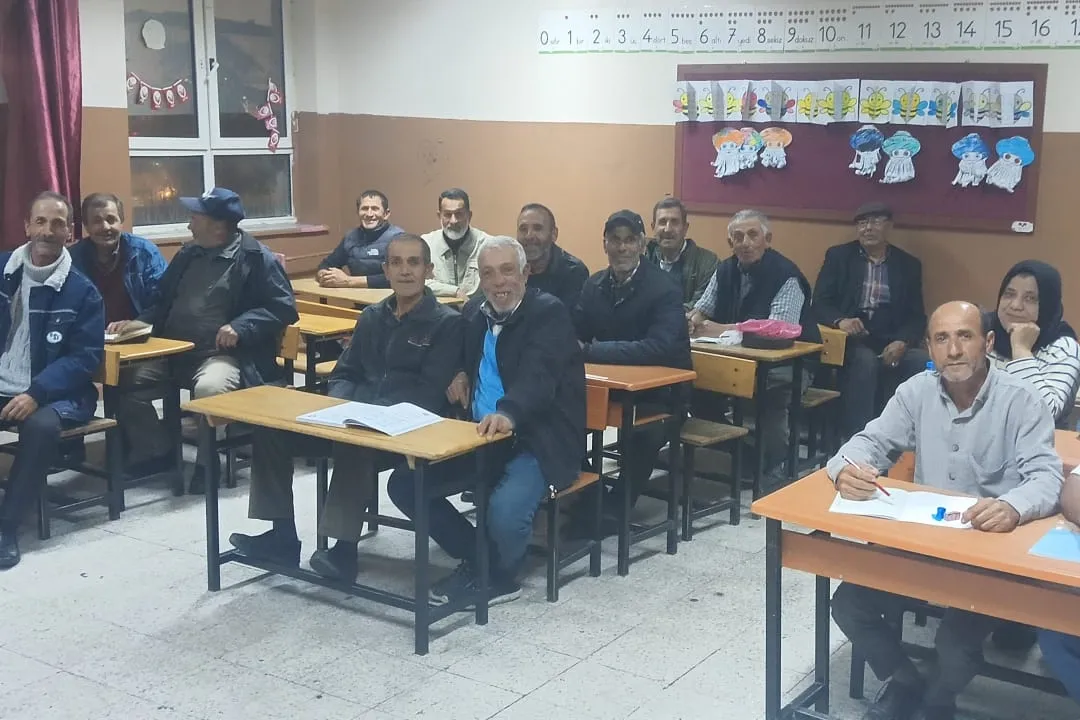 Keşan’da triportör hak sahiplerine özel okuma yazma kursu