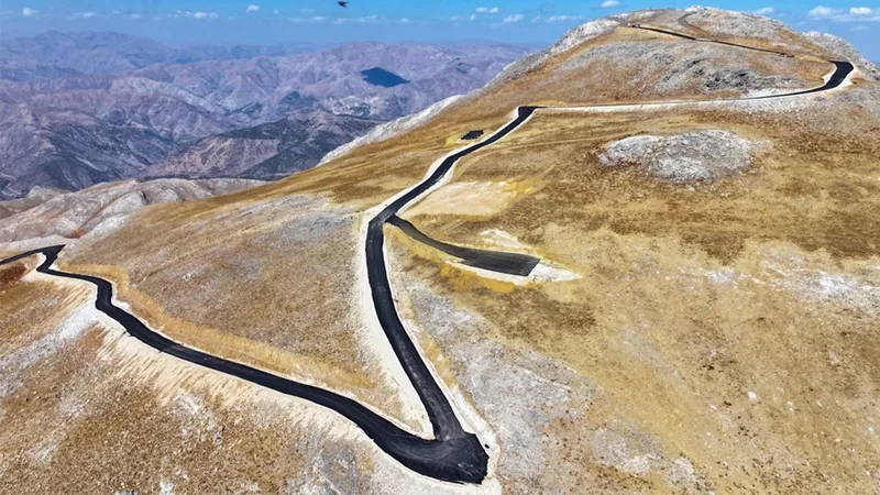 Mereto Dağı turizme açılıyor: Yol ve kilise restorasyonu hızla sürüyor