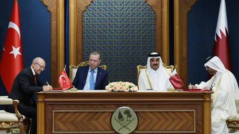 Türkiye ve Katar arasında çok sayıda anlaşmaya imza atıldı