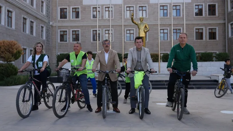 Adıyaman’da Cumhuriyet coşkusu bisiklet turu ile yaşandı 