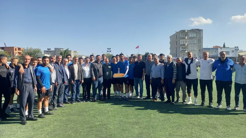 Erdem’den Kahta 02 Spor’a 150 Bin TL Prim ve 200 Bilet Desteği 