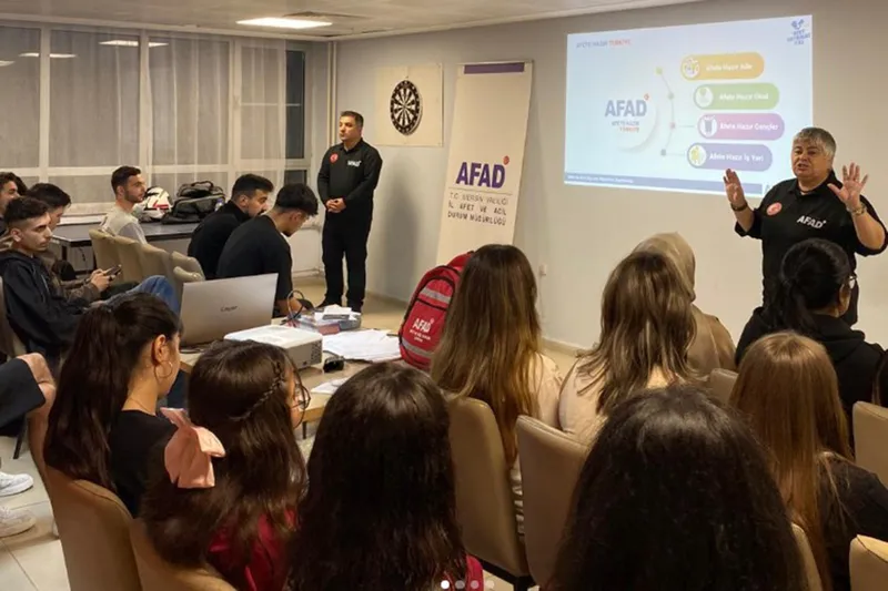 Öğrencilere afet ve yangın farkındalığı eğitimi verildi