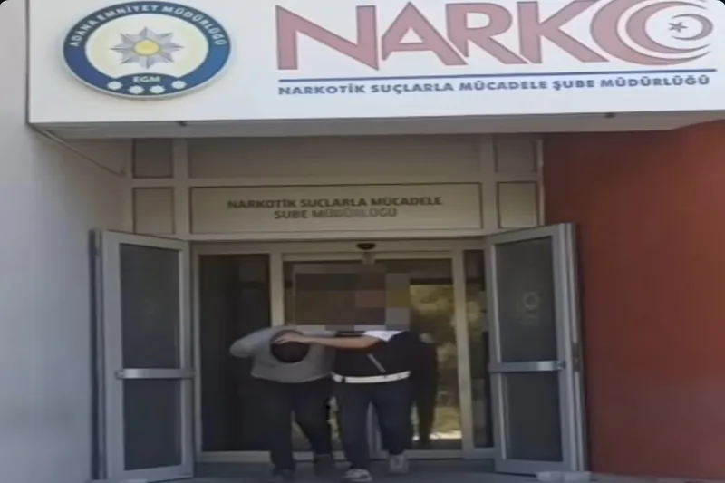 Uyuşturucu suçlarından aranan 22 firari yakalandı