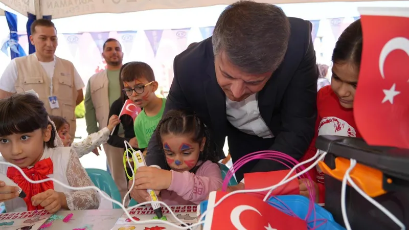 Başkan Tutdere, Eğriçay Parkı’nda çocuklarla Cumhuriyet Bayramı’nı kutladı  - Videolu Haber