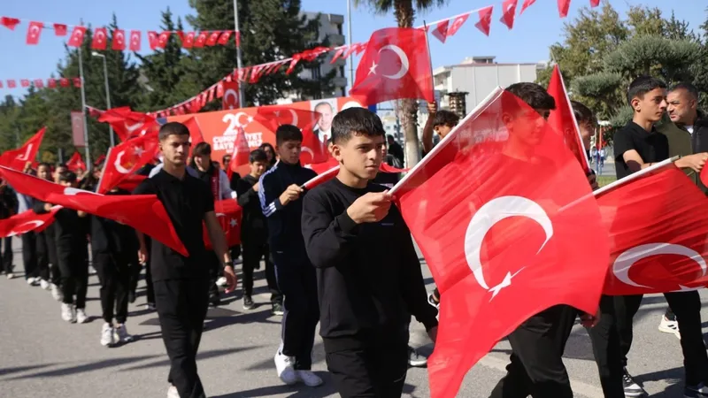 Adıyaman’da 29 Ekim Cumhuriyet Bayramı’nın 102. yıl coşkusu  - Videolu Haber