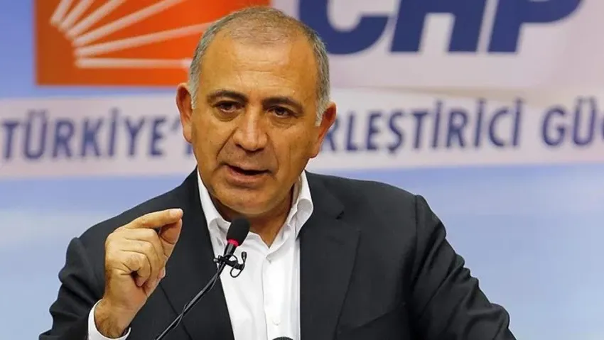 CHP’de kritik gün: İstanbul kongre davası 21 Kasım’a ertelendi
