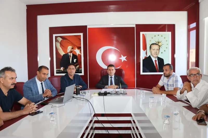 Kahta’da, mevsimlik tarım işçisi ve göçer çocuklarının eğitim hakkı masaya yatırıldı 