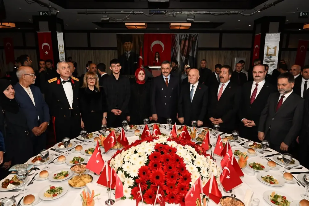 Erzurum Valisi Çiftçi: Türkiye Yüzyılı’nda bizleri daha güçlü, daha müreffeh yarınlar bekliyor…