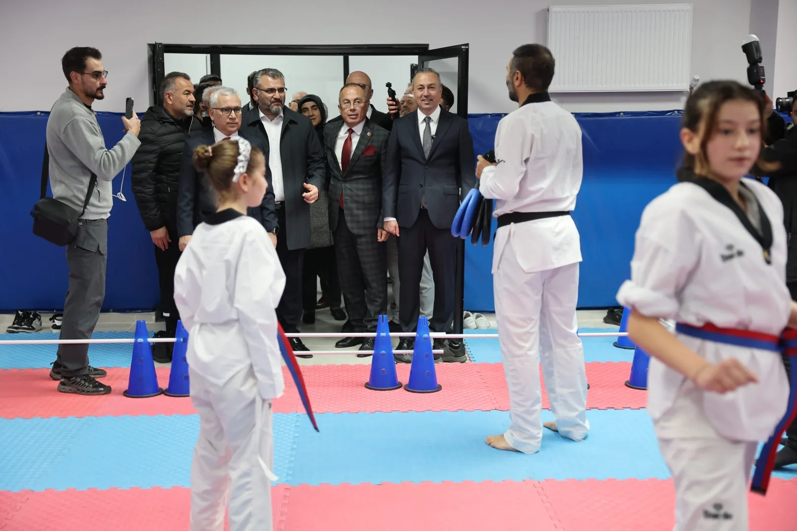 Sivas’ta Cumhuriyet Bayramı’nda yeni merkez açıldı