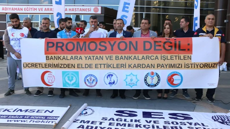 Adıyaman’da sağlık emekçilerinden promosyon ihalesine tepki: ‘Bankaların kazandığı kârın payı bize aittir’  - Videolu Haber