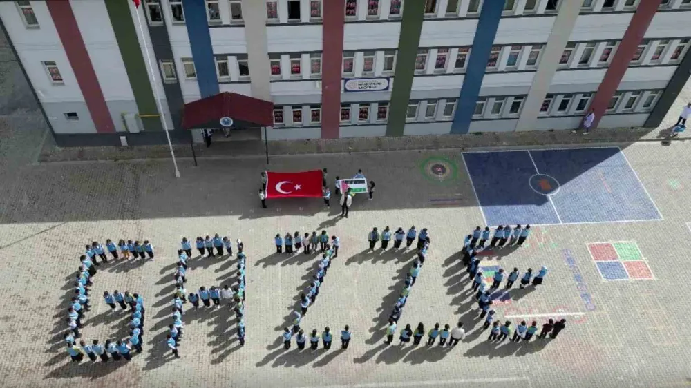 Aşkale’de Küçük Yüreklerden Gazze’ye Büyük Destek