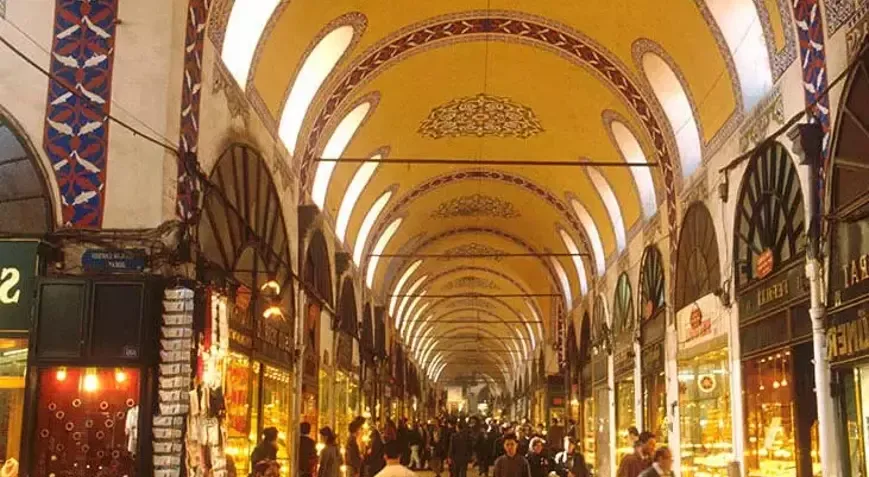 Kapalı Çarşı’da Kuyumcular Altın Satmıyor! 51 Yıl Sonra Bir İlk Yaşanıyor