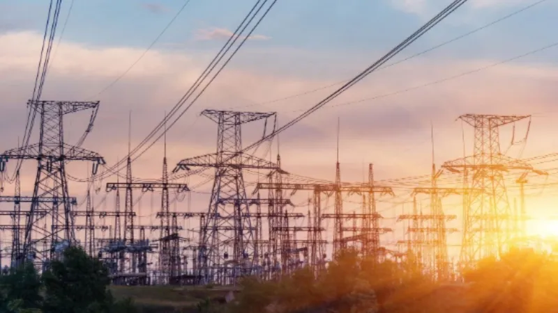 Spot piyasada elektriğin megavatsaat fiyatı 3 bin 400 liraya yükseldi 