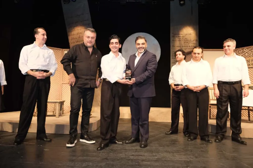 ABT, ADANA ve ANKARA TURNELERİNDE SANATSEVERLERLE BULUŞTU