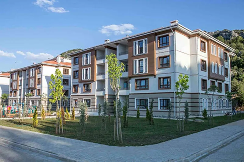 Konut projesine ilk günde 936 bin kişi ev sahibi olmak için müracaat etti