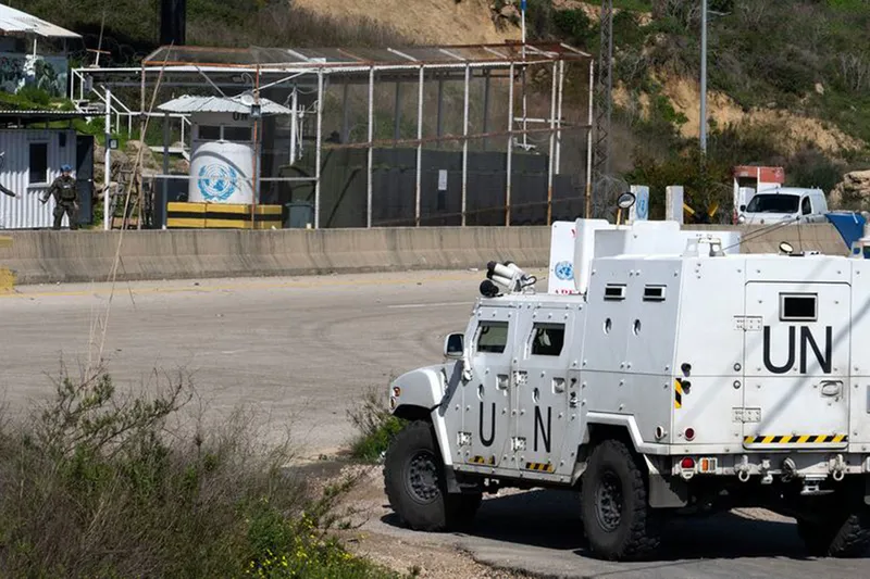 İşgal askerleri Lübnan topraklarında UNIFIL askerlerini hedef aldı