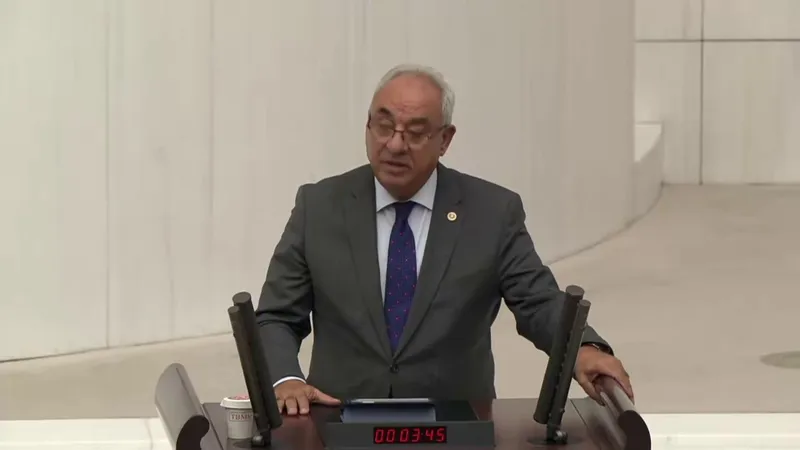 DSP Genel Başkanı Önder Aksakal