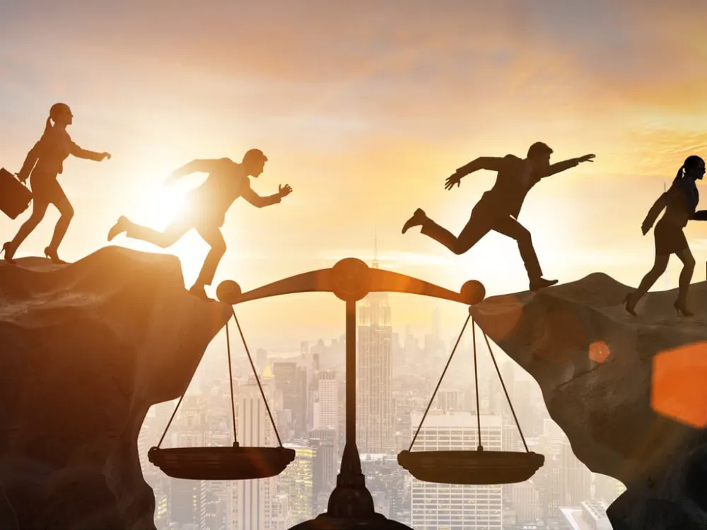 Yüzsüzlükte Rekabet, Dürüstlükte Kıtlık