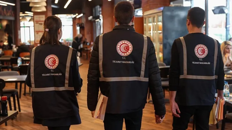 Fahiş fiyat ve stokçuluğa sıkı denetim: 10 ayda 936 milyon TL ceza