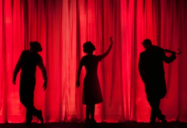 “Sistemin Ürettiği Yorgunluk: Hepimiz Aynı Oyunun Figüranıyız”