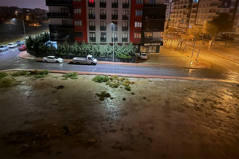 Konya’da beklenen yağış gün boyu etkili oldu