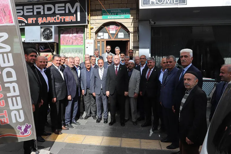 TZOB Başkanı Bayraktar Bingöl’de çiftçiler ile buluştu