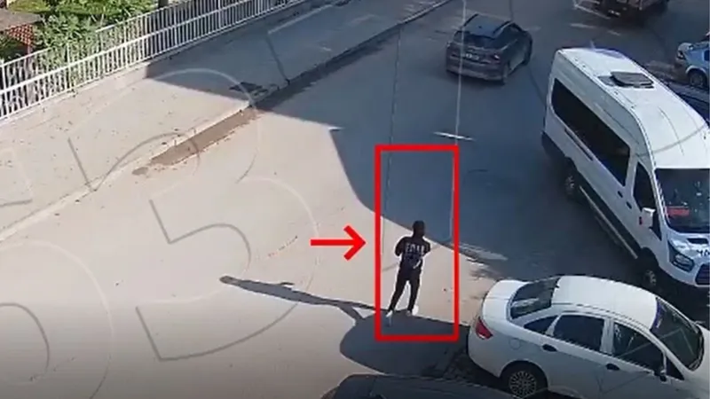 Malatya’da polis ve savcı kılığındaki şüpheli suçüstü yakalandı  - Videolu Haber