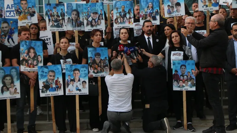 İsias Davası 19 Ocak’a Ertelendi: ‘Deliller Ortada, Adalet Neden Bekliyor?’  - Videolu Haber