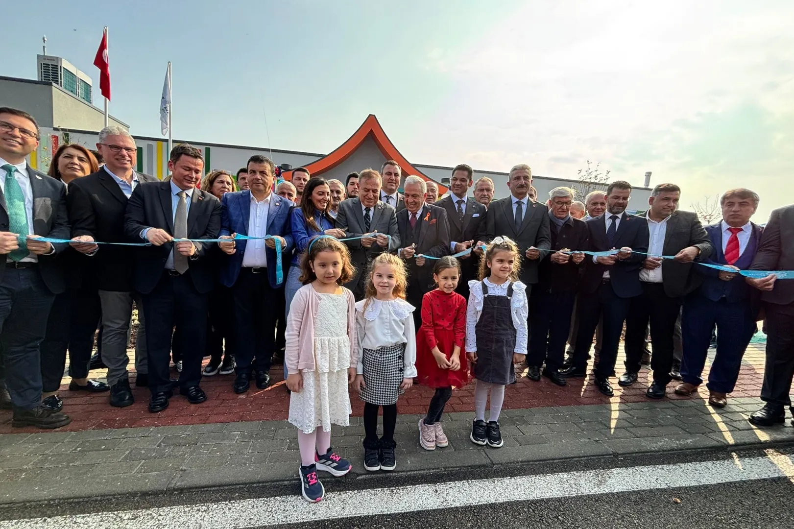 Bursa Nilüfer’de Kerem Özdilek Kreş ve Gündüz Bakımevi açıldı