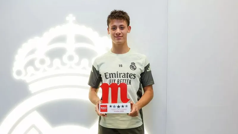Arda Güler, Real Madrid’de ekim ayının futbolcusu seçildi