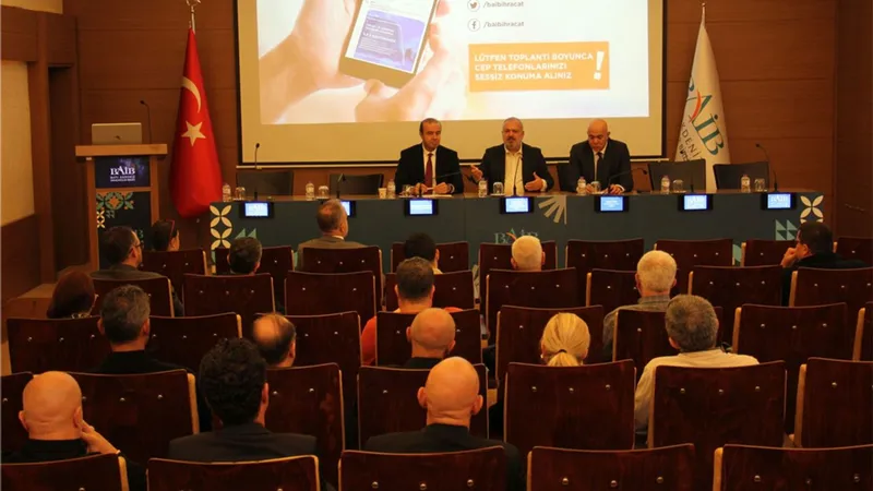 Antalya Limanı’nın derinliği artırılacak ve ekipmanlar yenilenecek