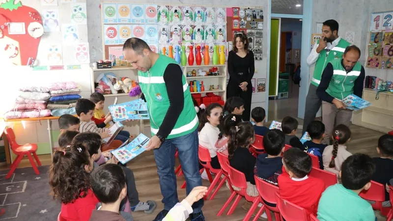 Haliliye Belediyesi’nden okullarda geri dönüşüm eğitimleri 