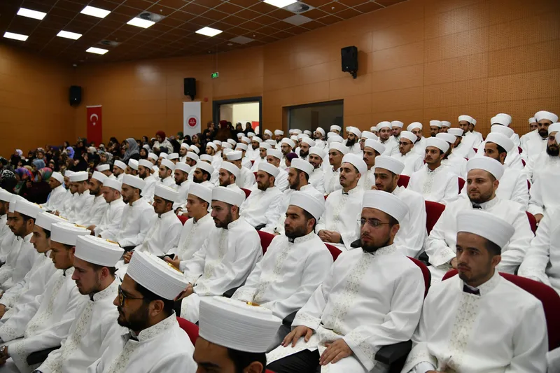 Şanlıurfa’da din görevlileri için mezuniyet töreni düzenlendi